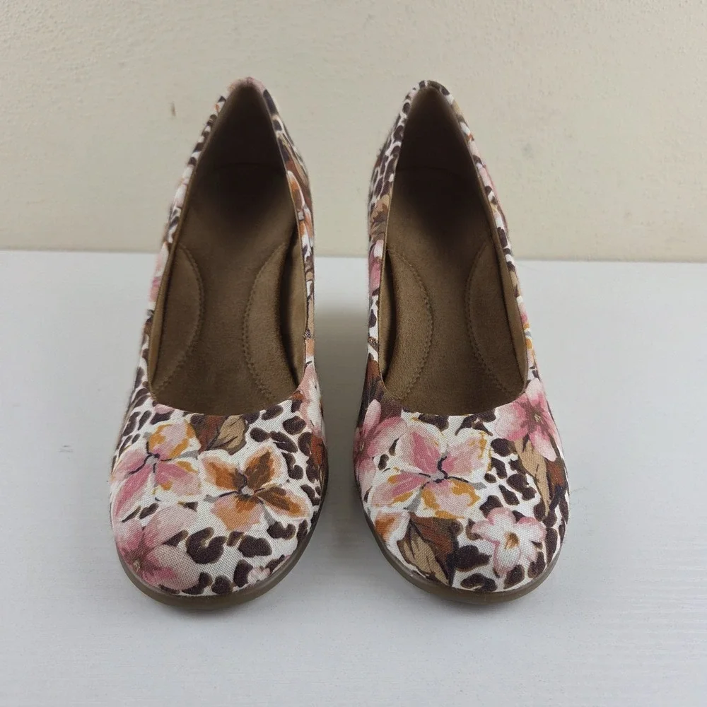 Aerosoles Plum Tree Floral Wedge 3
